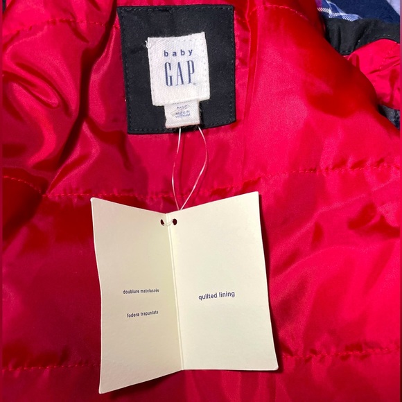 Baby Gap Navy Blue Toggle Coat
Size 6-12 Months. - Picture 11 of 12